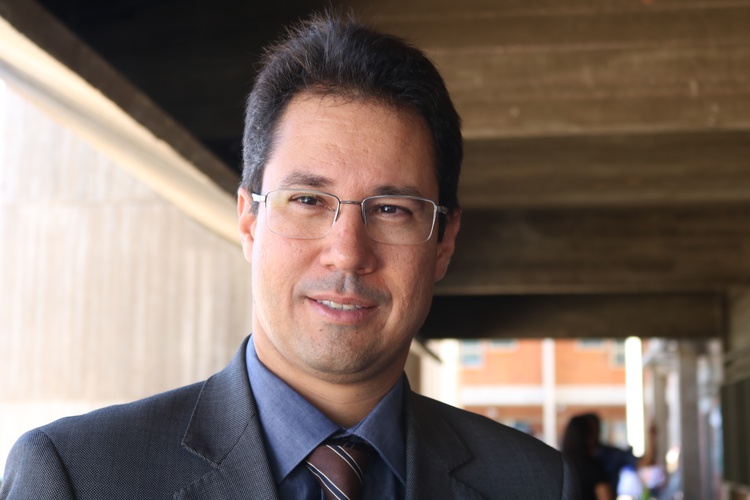 Dr. Thiago Brandão de Almeida, presidente da AMAPI