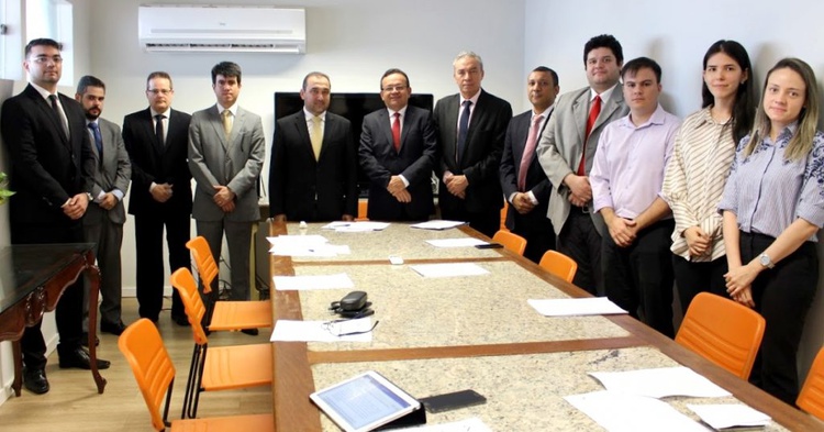 TJ-PI promove reunião interinstitucional visando ao cumprimento da Meta 5 do CNJ