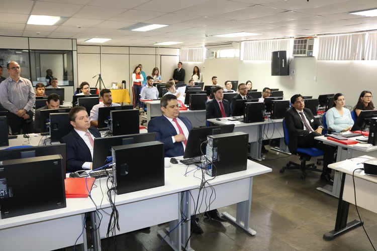 Advogados compareceram para o curso  de capacitação do TRE/PI