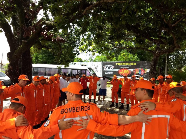 Corpo de Bombeiros intensifica ações e socorre desabrigados pela chuva em Parnaíba