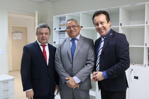Corregedor Geral de Justiça, Desembargador Hilo de Almeida Sousa,  Promotor Antonio Moura e o Juiz Carlos Hamilton Bezerra. (Foto: TELSÍRIO ALENCAR/PAUTAJUDICIAL)