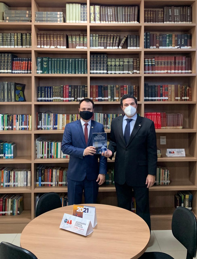 Lucas Ribeiro e o presidente Celso Barros