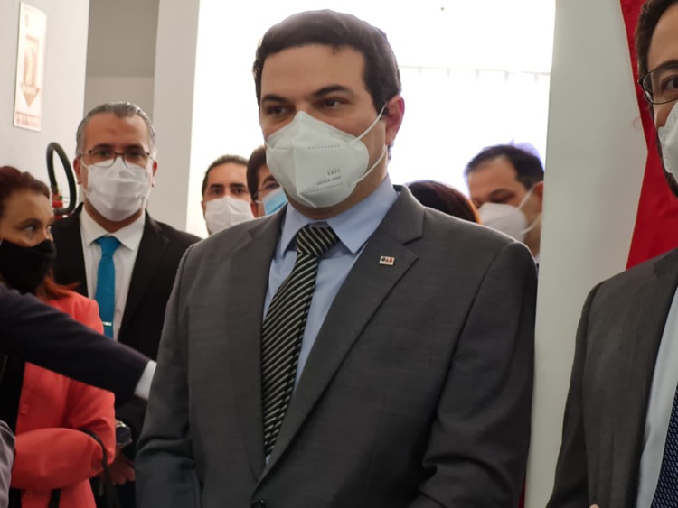 Presidente da OAB/PI, Celso Barros