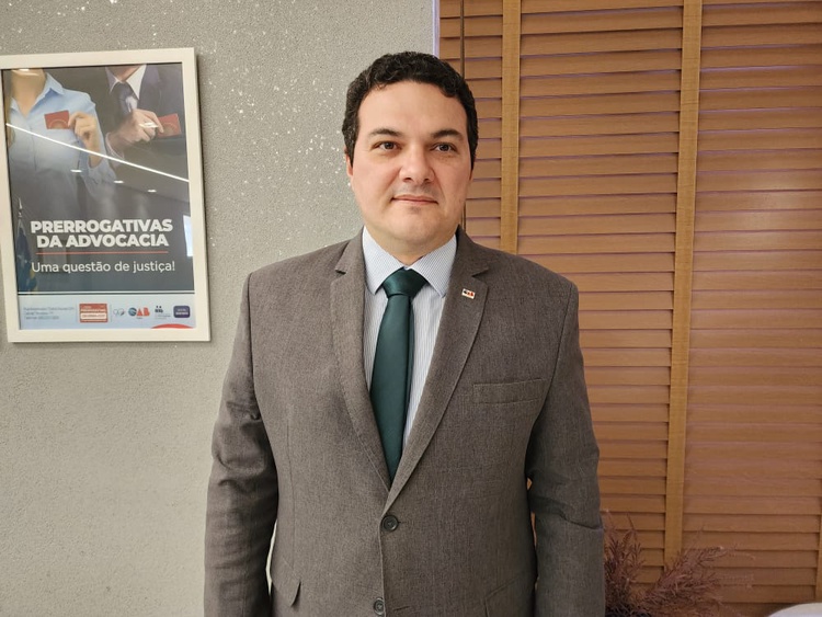 Presidente da OAB/PI, Celso Barros Coelho Neto