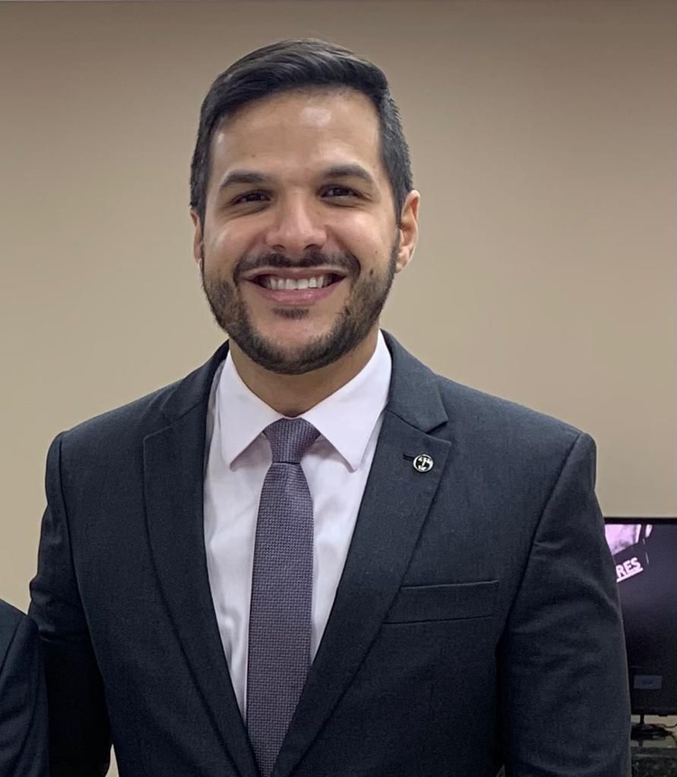 Rafael Fonteles anuncia Washington Bandeira para Seduc e Ellen Gera para ATI.