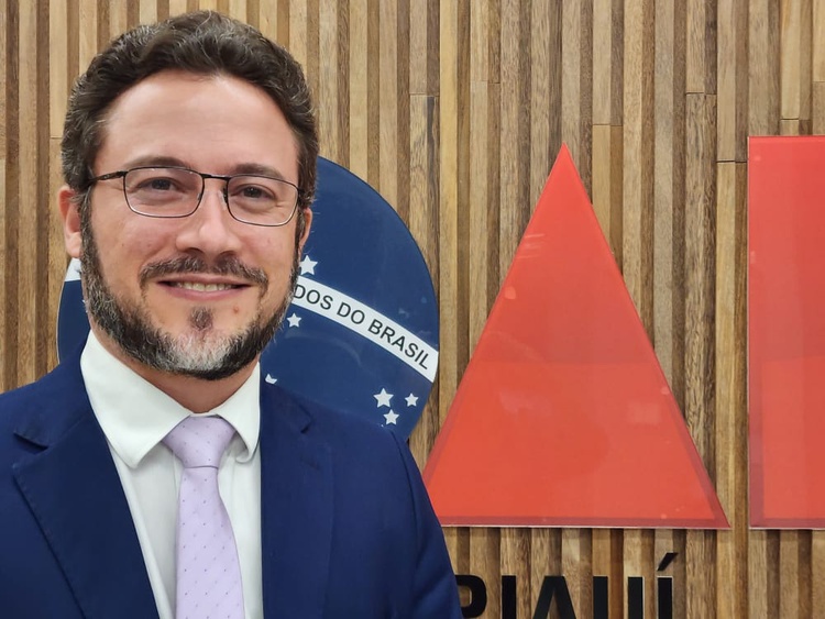 Advogado Aurélio Lobão