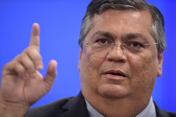 Dino veta nome para o TRF-1 que une Lira, Renan e Gleisi, e cria crise com Congresso