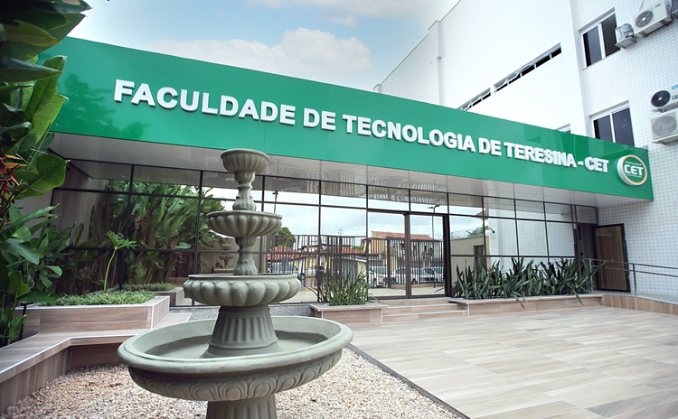Belíssima sede da Faculdade CET em Teresina - Piauí.