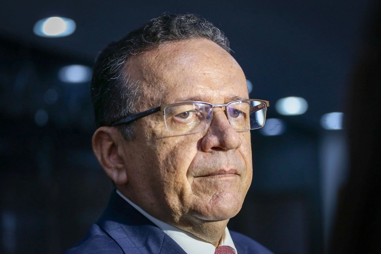 Desembargador Sebastião Martins, presidente do TRE/PI