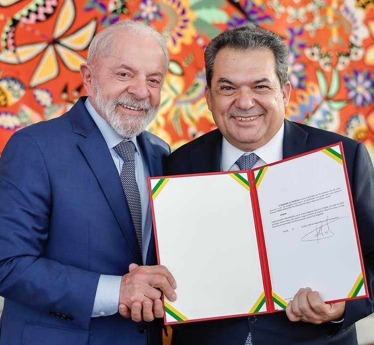 O Piauí se dar ao luxo de três ministros nos tribunais superiores