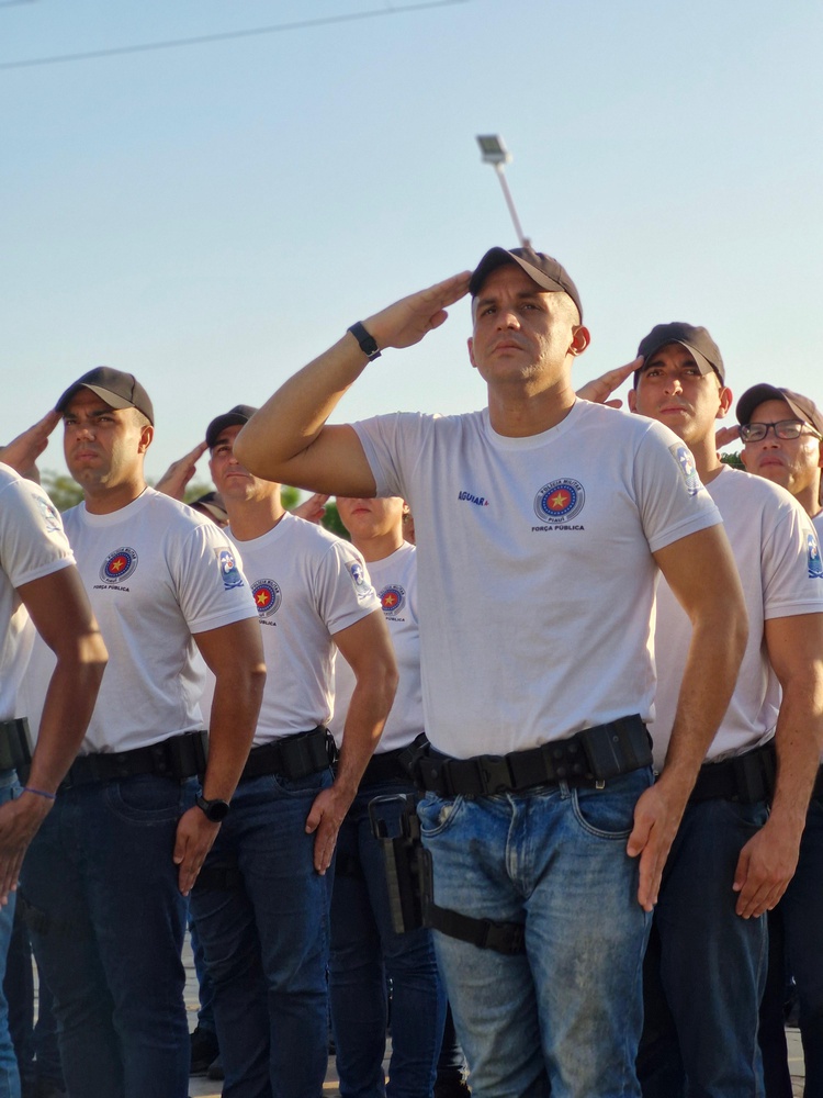 PMPI realiza entrega do primeiro uniforme de instrução a nova turma do Curso de Formação de Soldados nesta segunda-feira (18)