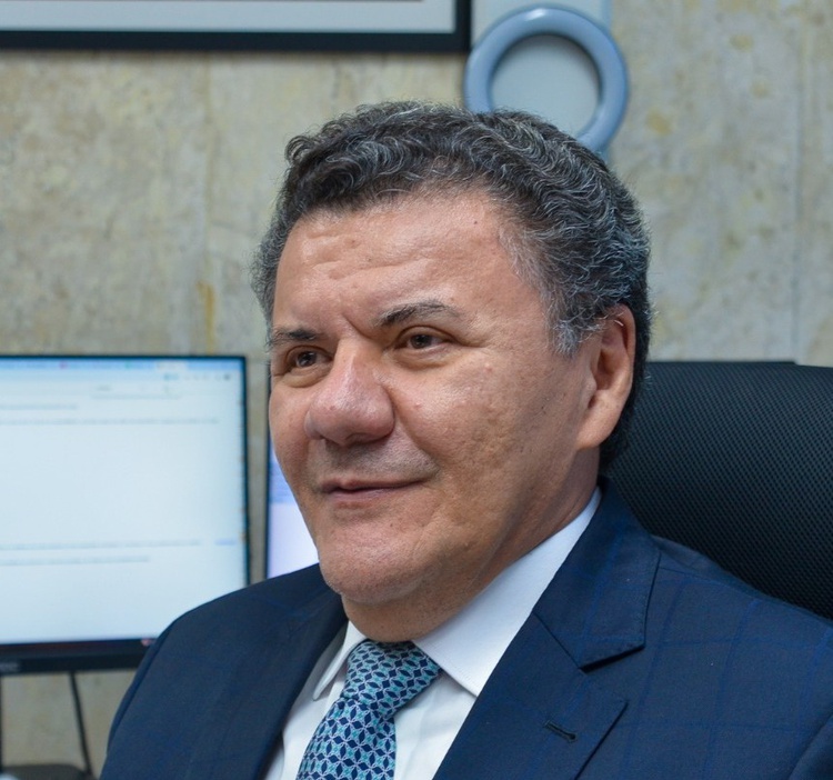 Desembargador  Federal Roberto Veloso TRF1