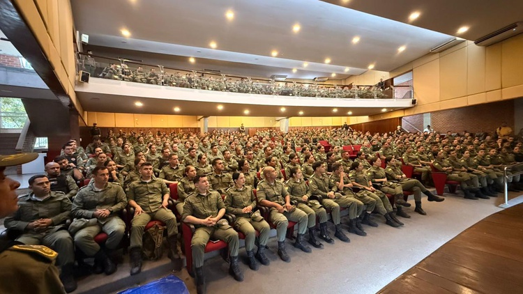 Polícia Militar realiza distribuição de novos policiais no Piauí e reforça capital e interior