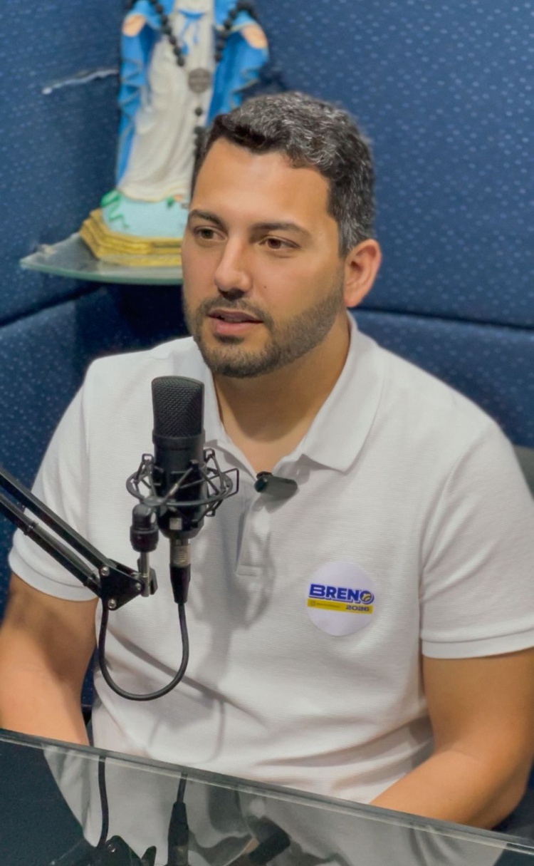 Pré-candidato Breno Macedo empunha a bandeira de geração de empreso para  juventude
