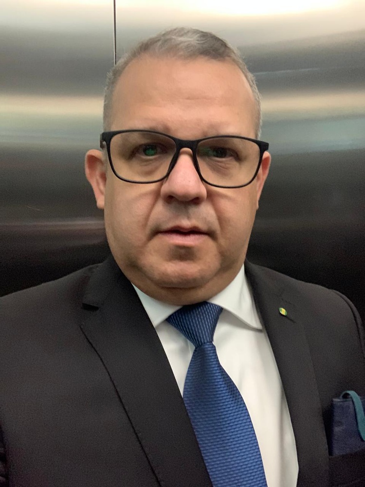 Procurador Federal piauiense Antonio de Freitas é nomeado Membro Consultor da OAB Nacional.