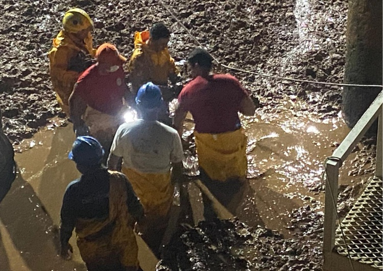 Bombeiro localiza trabalhador soterrado em tanque da Águas de Teresina