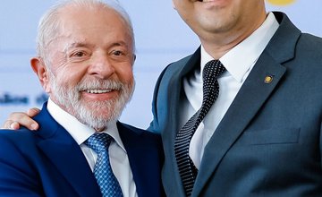 Presidente Lula e secretário nacional de segurança pública, Advogado Chico Lucas. (Foto: Dvulgação) Presidente Lula e secretário nacional de segurança pública, Advogado Chico Lucas. (Foto: Dvulgação)