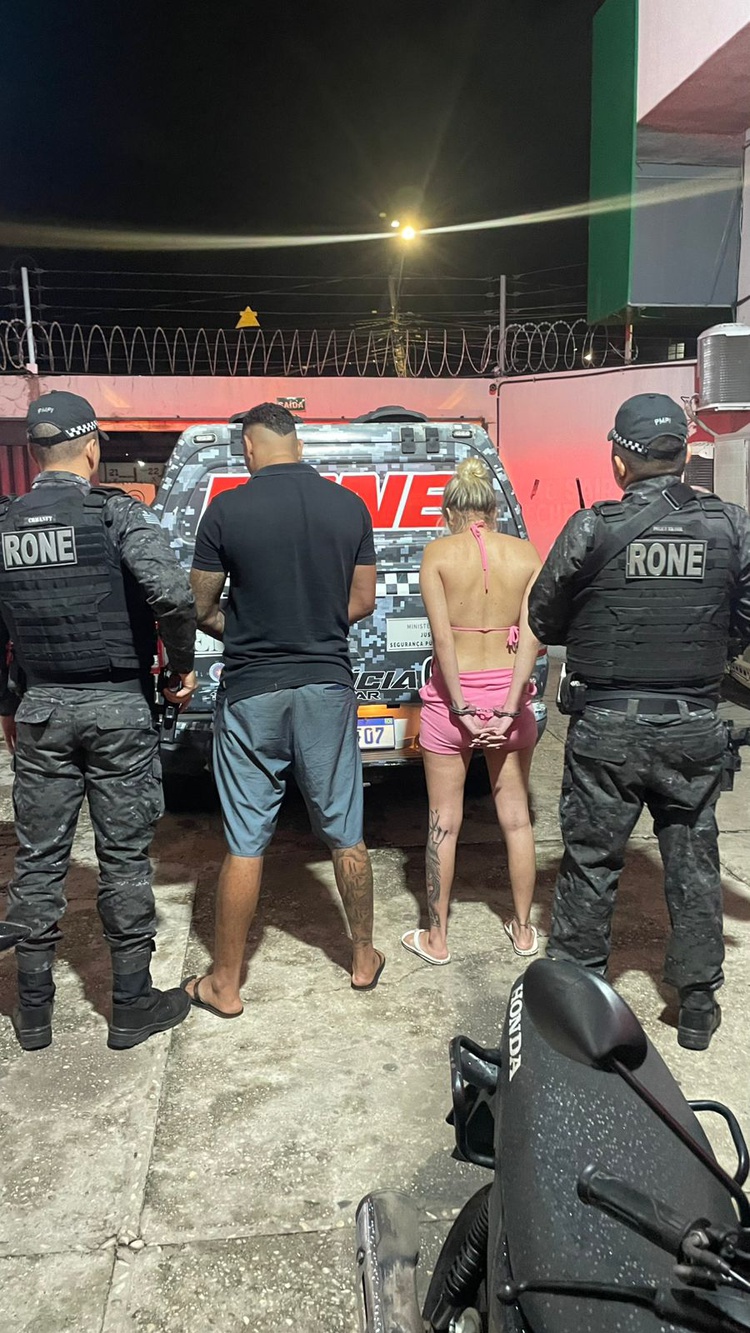 Rone prende casal por porte ilegal de arma de fogo e cumpre mandado de prisão durante abordagem na zona Sudeste de Teresina