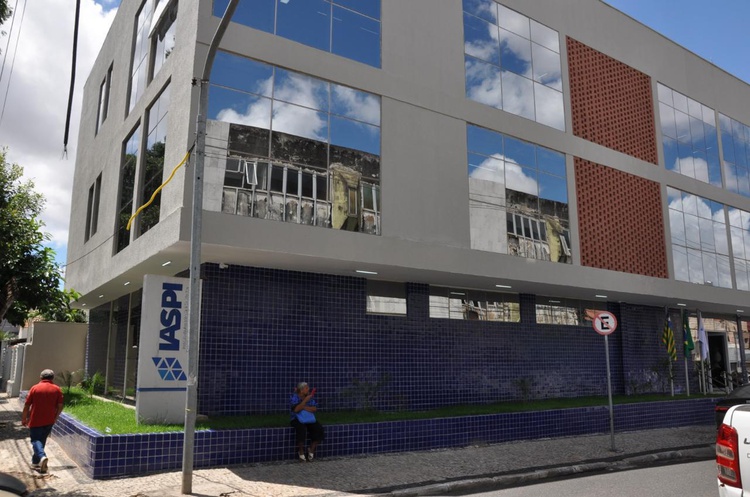 Atualização do Iaspi não anula reajuste salarial dos servidores; entenda a diferença