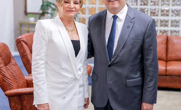Governador prestigia posse da desembargadora Maria Luíza Mello e Freitas no TJ-PI (Foto: TELSIRIO ALENCAR/PAUTA JUDICIAL) Governador prestigia posse da desembargadora Maria Luíza Mello e Freitas no TJ-PI (Foto: TELSIRIO ALENCAR/PAUTA JUDICIAL)