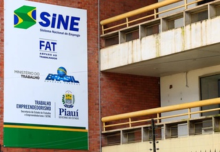 Sine divulga novas vagas de emprego em Teresina, Floriano e Parnaíba